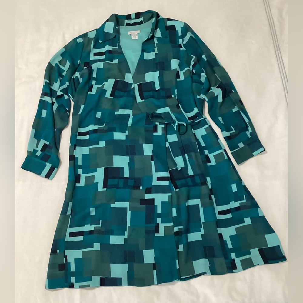 Avenue abstract wrap dress